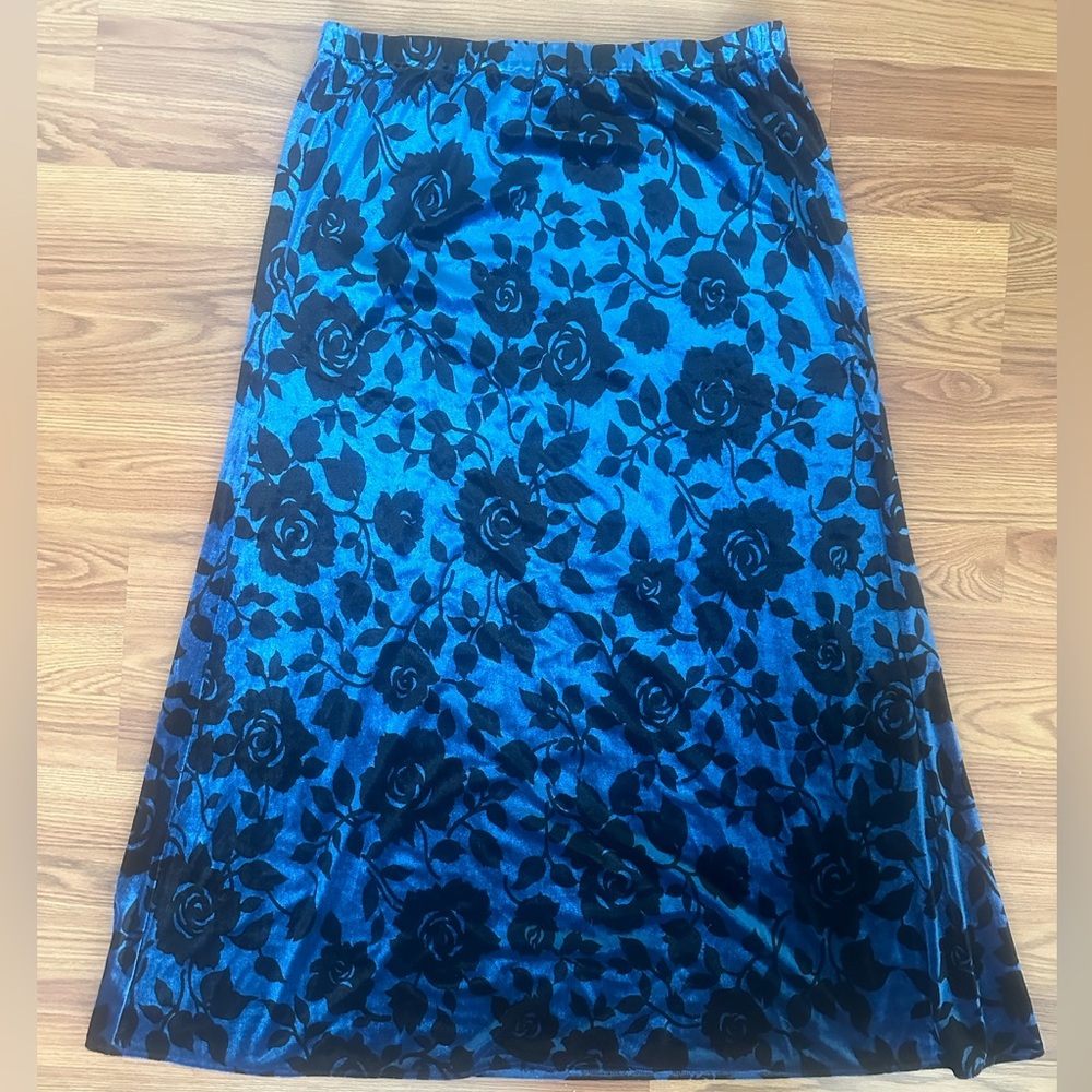 Coldwater Creek Blue and Black Floral Skirt